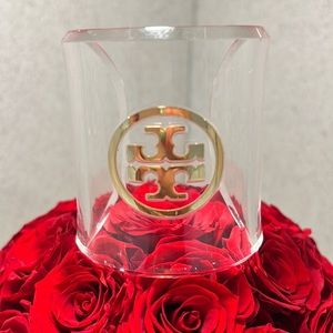 Tory Burch Acrylic cuff bracelet size small good shape